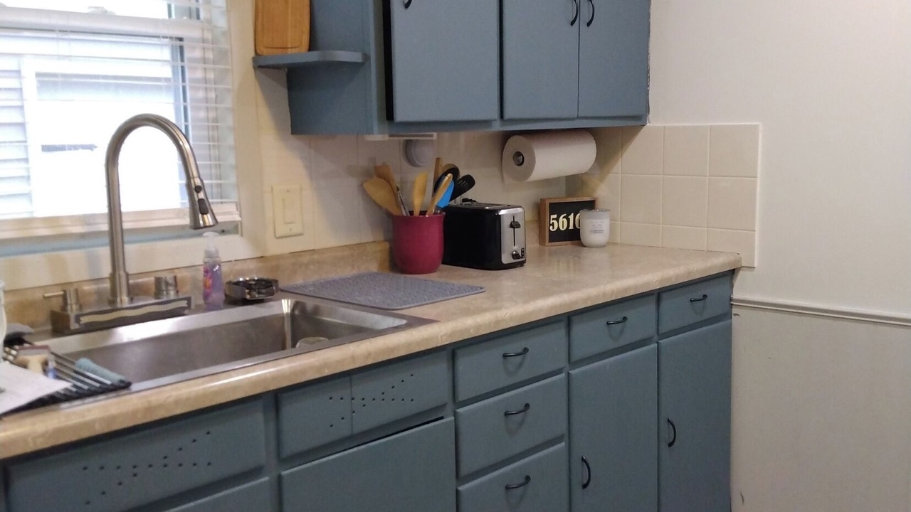 Photo of Kitchen in Pipestone Historic District
