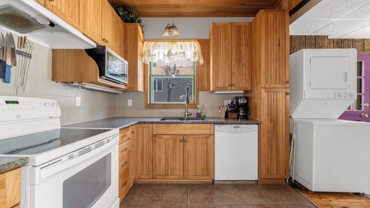 Photo of Kitchen in Simcoe