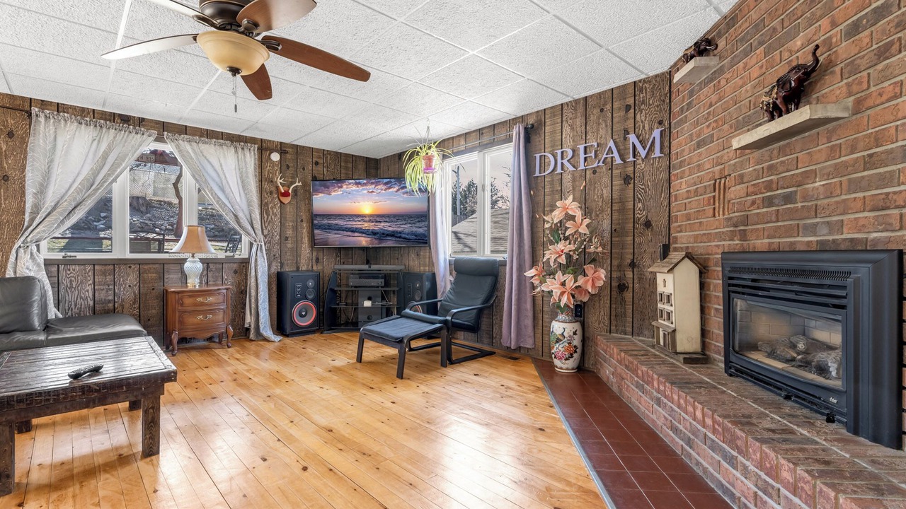 Photo of Livingroom in Simcoe