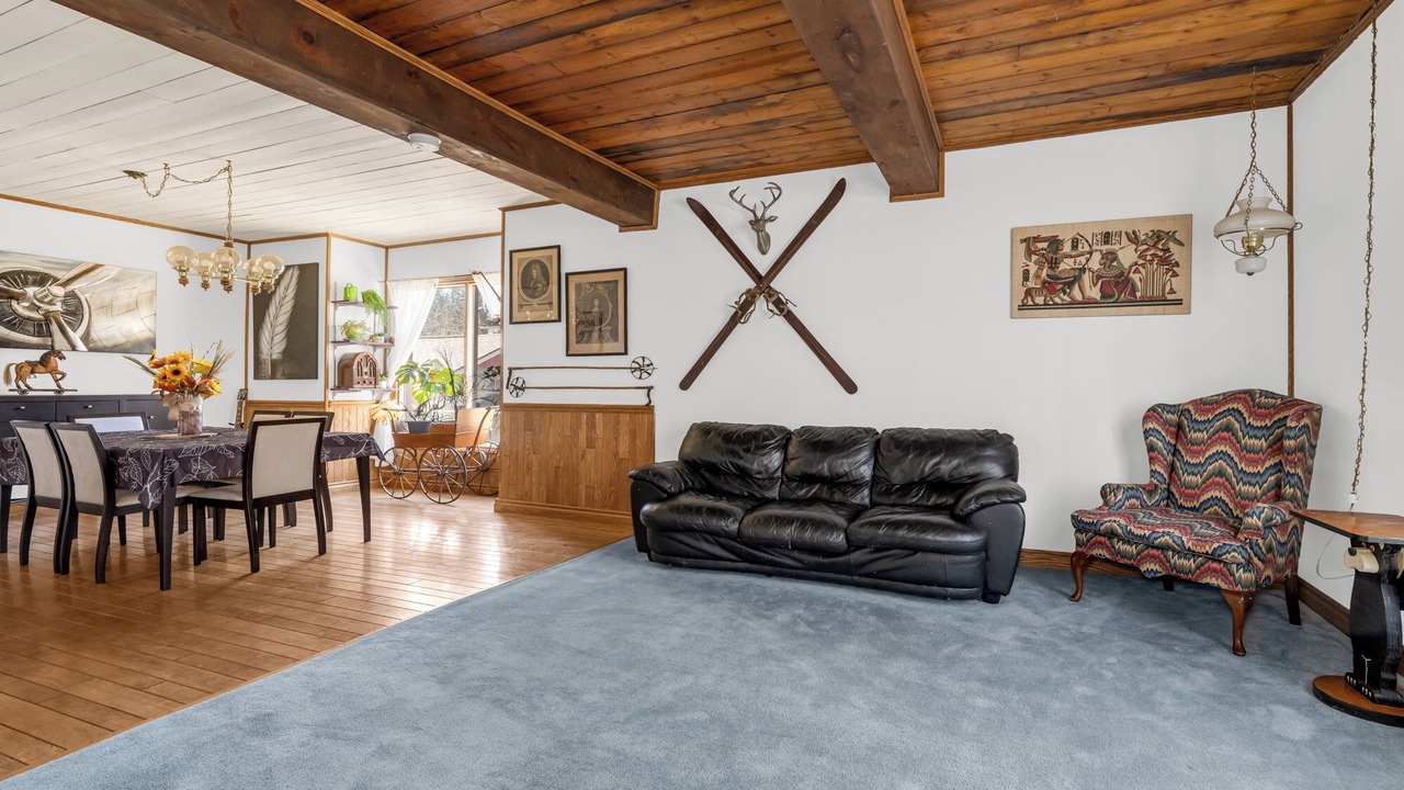 Photo of Livingroom in Simcoe