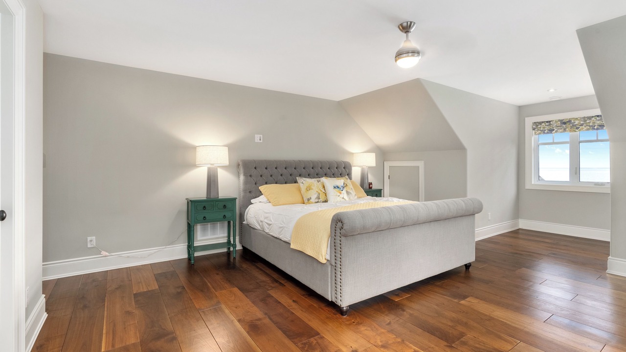 Photo of Bedroom in Oro Station