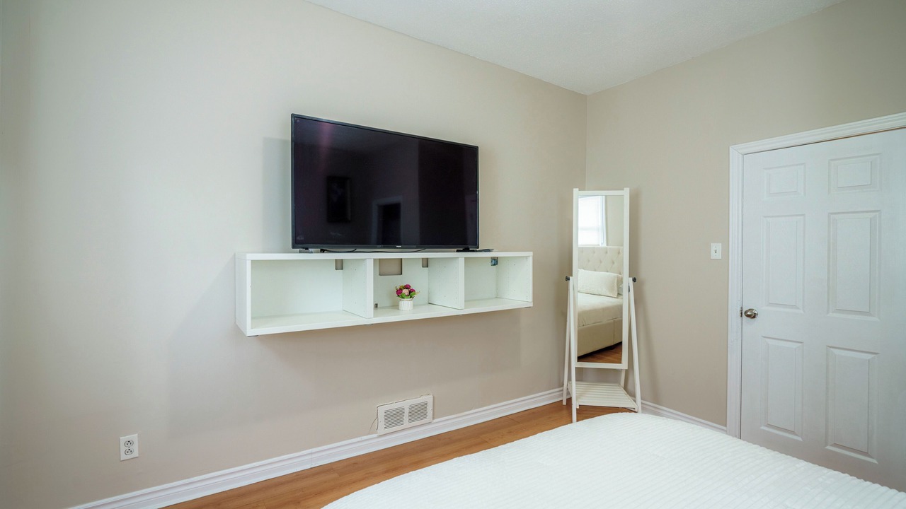 Photo of Bedroom in ByWard Market