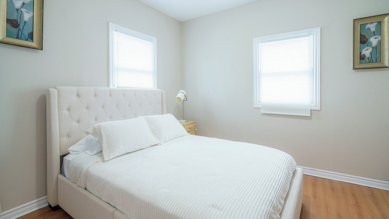 Photo of Bedroom in ByWard Market