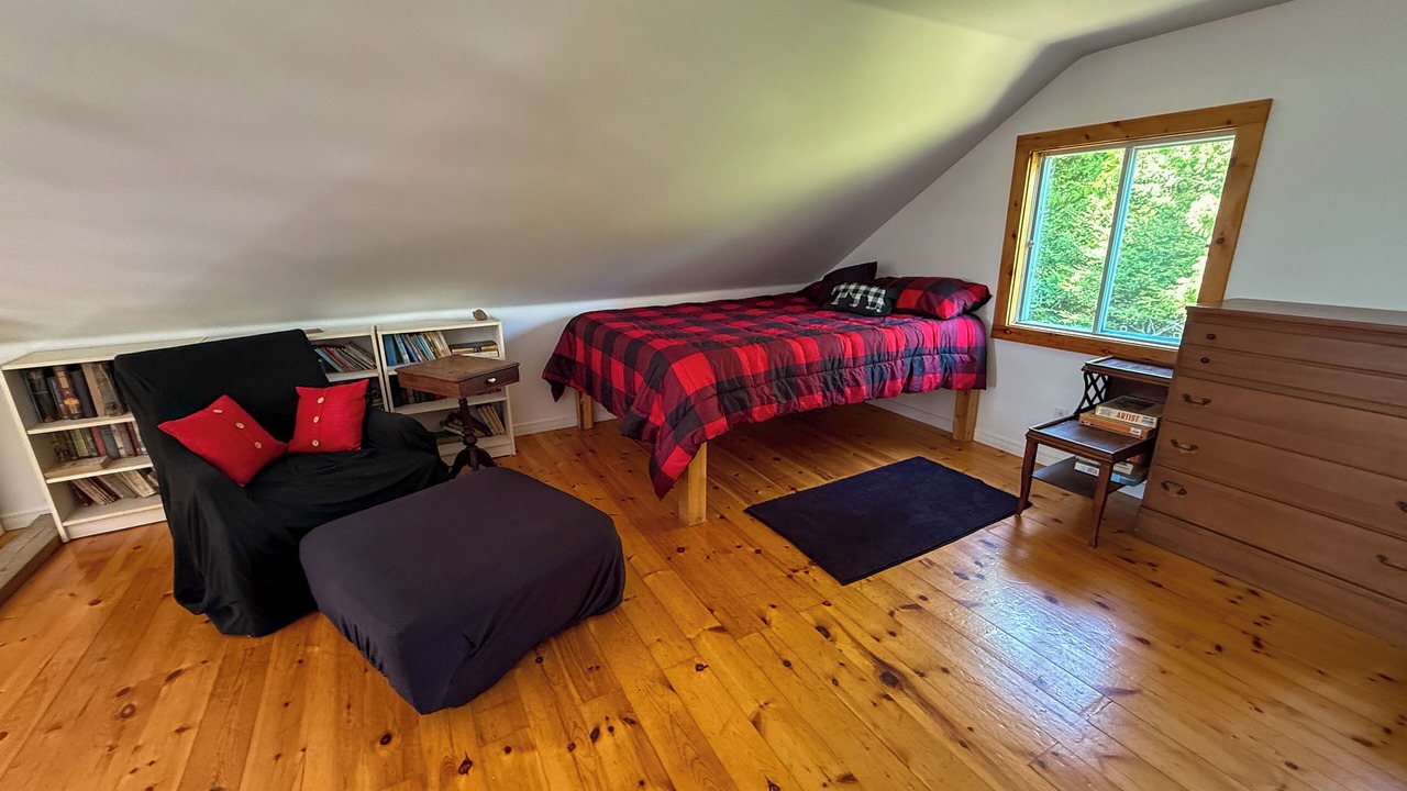 Photo of Bedroom in Manitoulin District