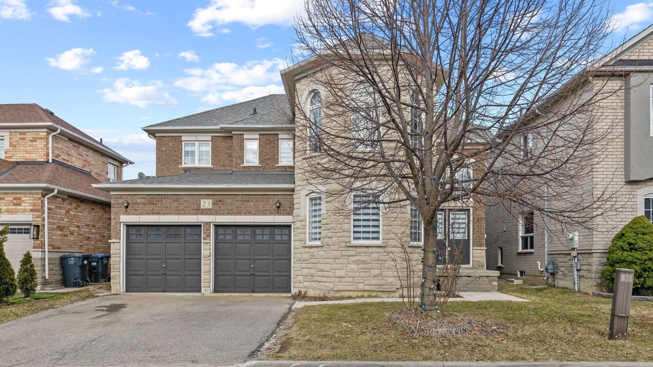 Photo of Outdoor in Brampton