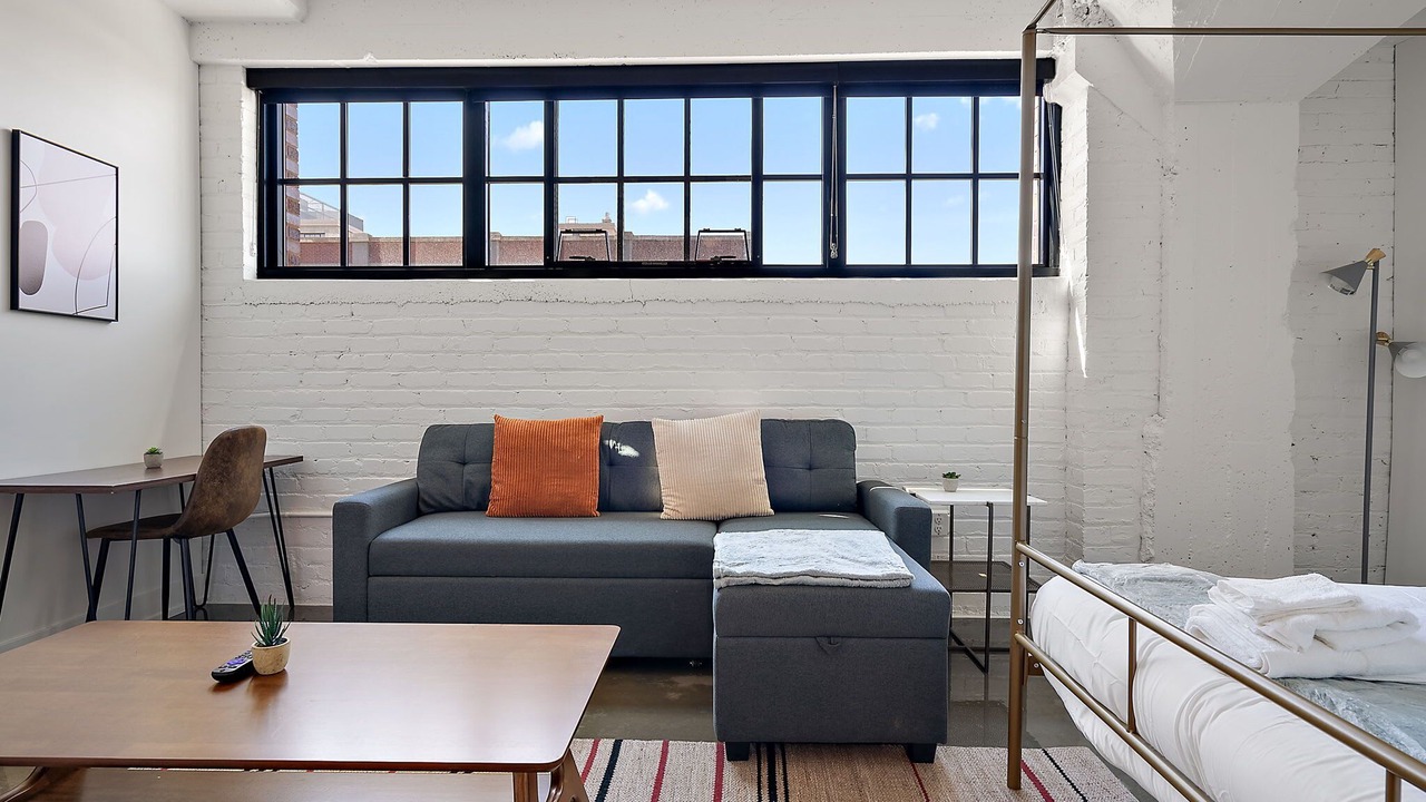Photo of Livingroom in Warehouse District
