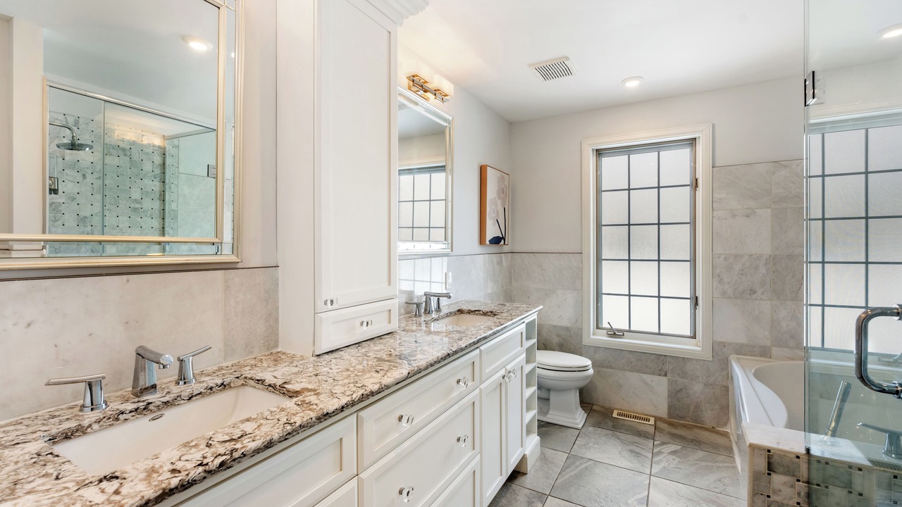 Photo of Bathroom in Central Frontenac