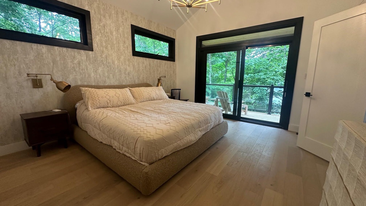 Photo of Bedroom in Irondale