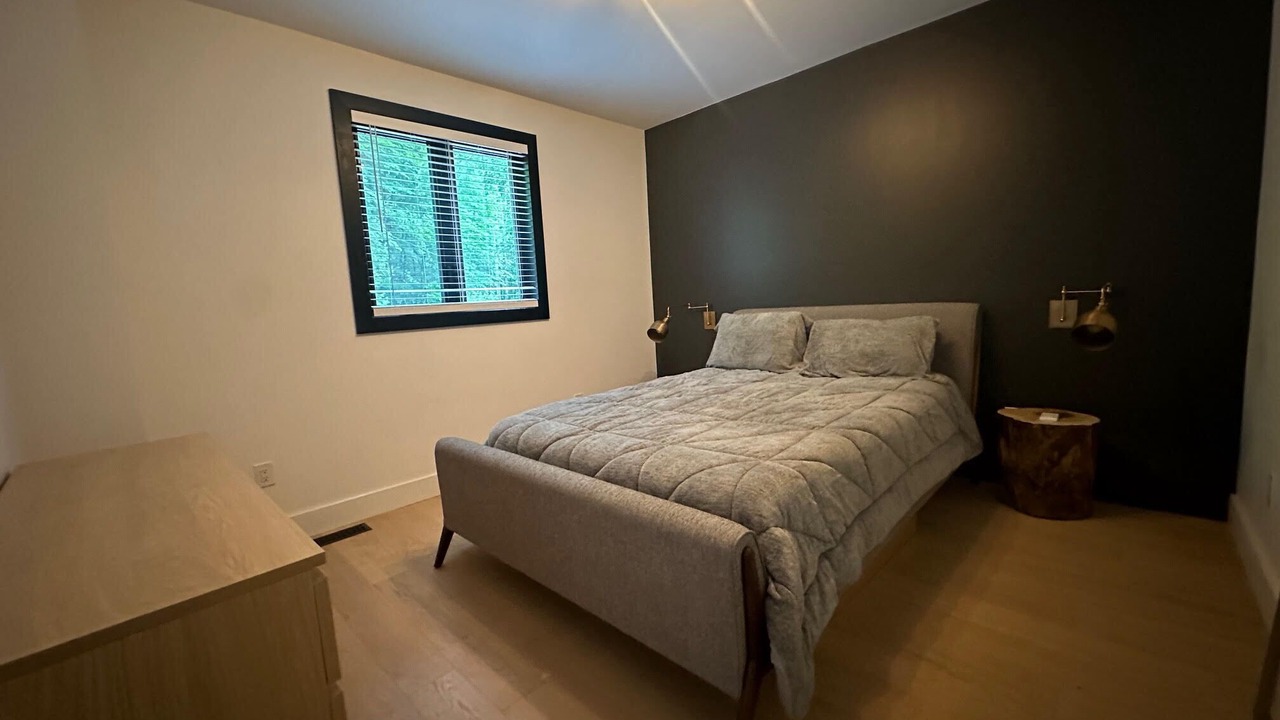 Photo of Bedroom in Irondale