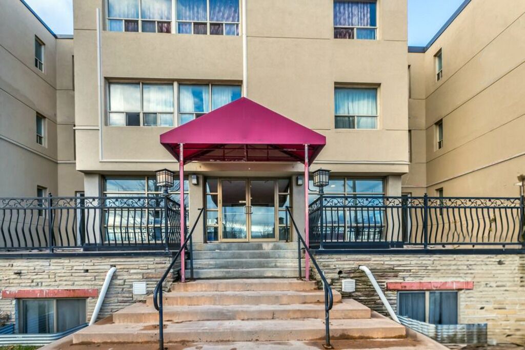 Photo of Outdoor in Thorncliffe Park