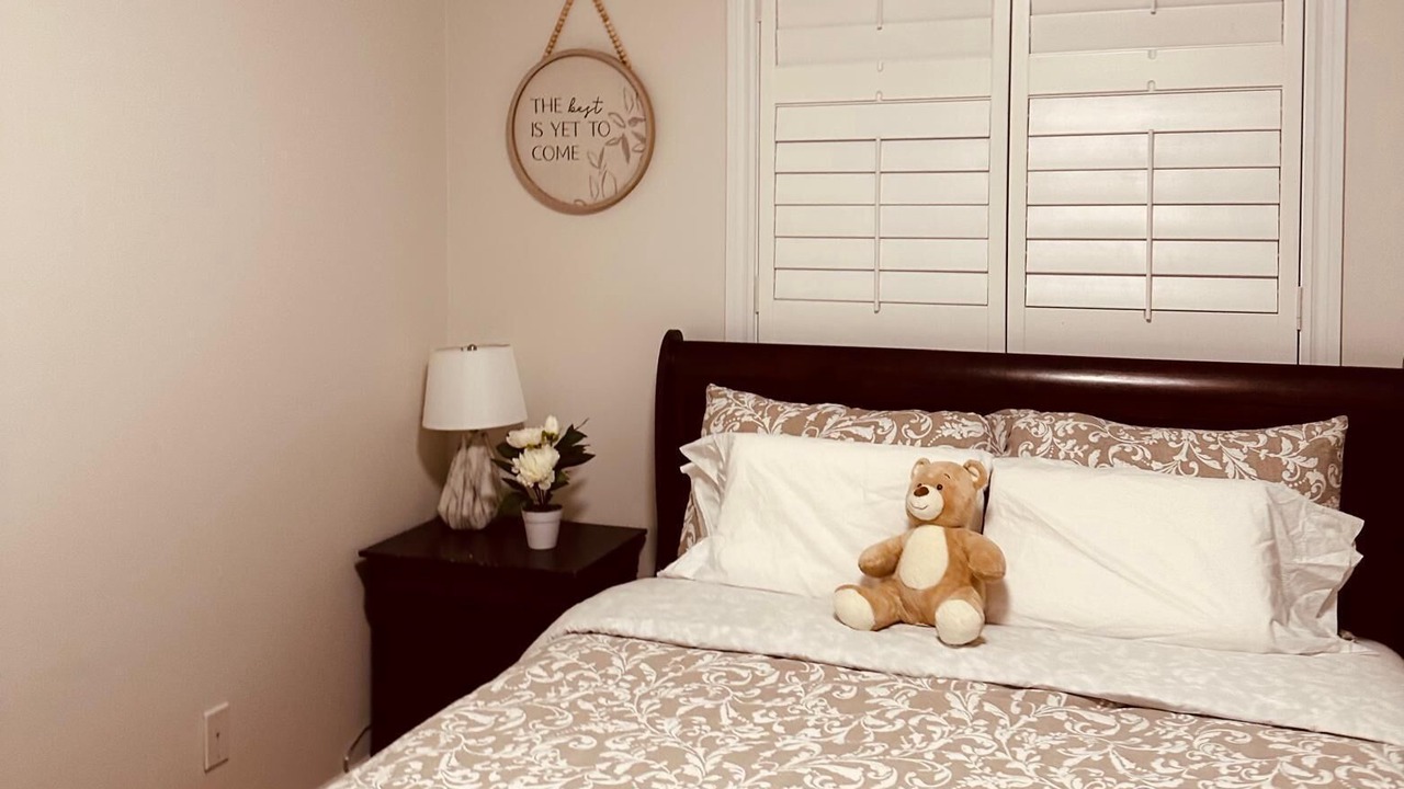 Photo of Bedroom in Newmarket