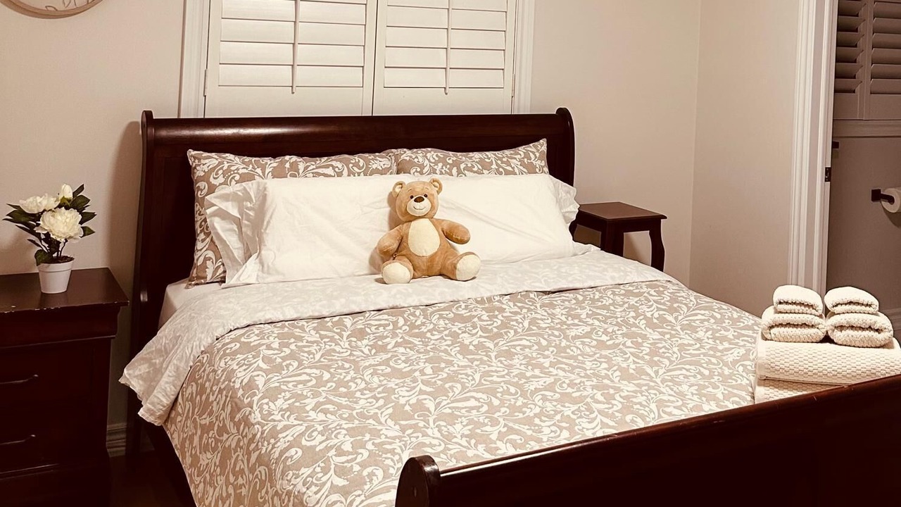 Photo of Bedroom in Newmarket