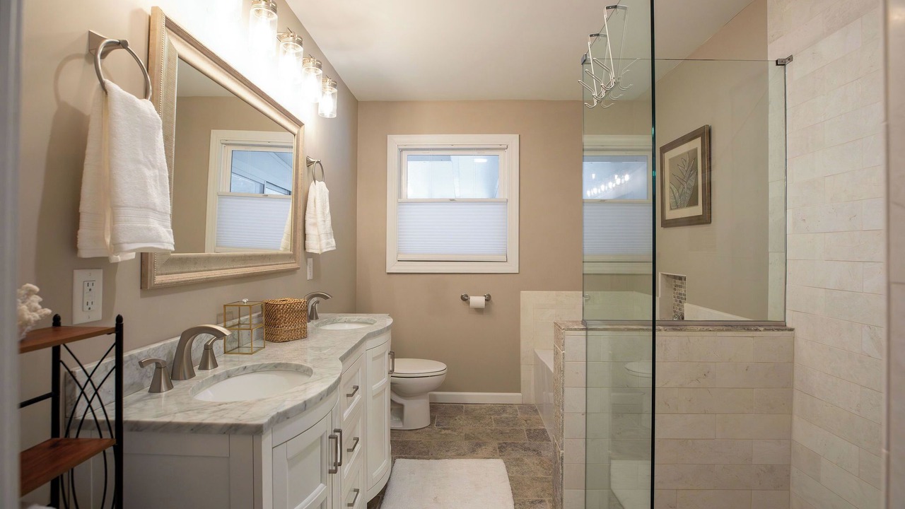 Photo of Bathroom in Wayzata