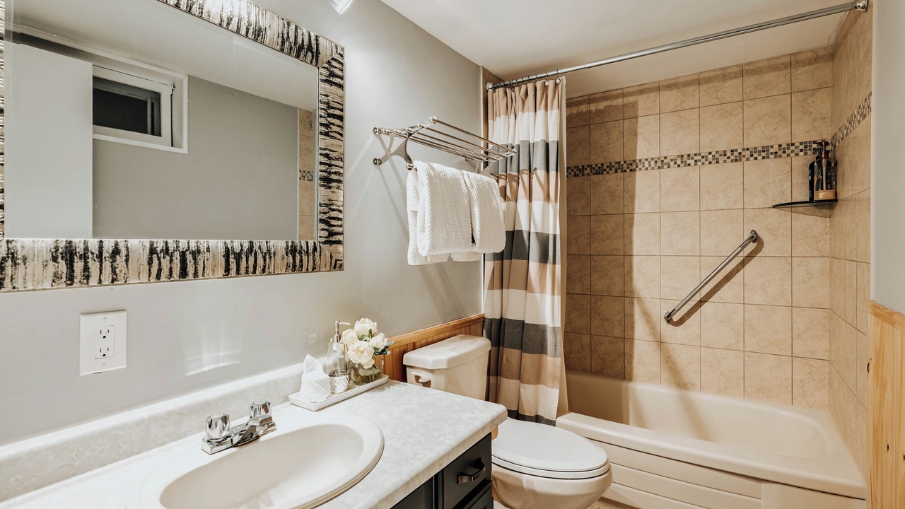 Photo of Bathroom in Roseneath