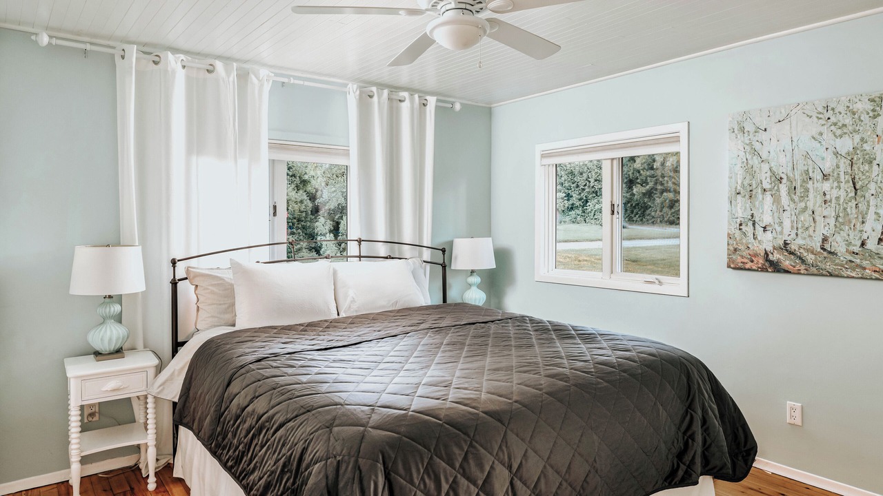 Photo of Bedroom in Roseneath