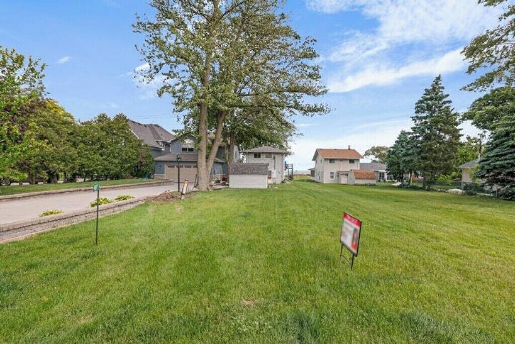 Photo of Outdoor in Lakeshore
