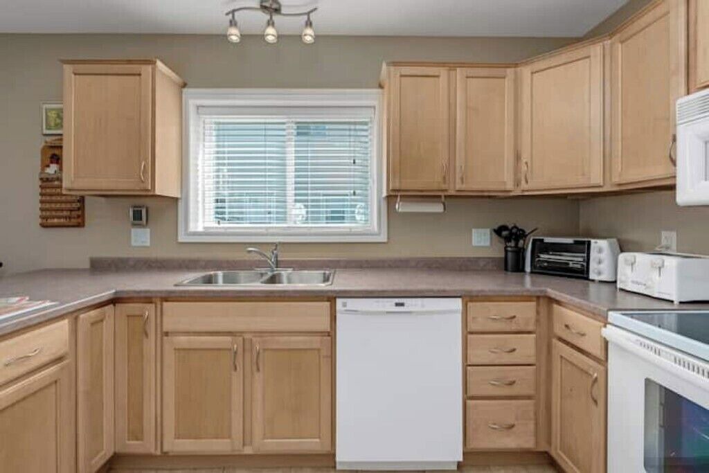 Photo of Kitchen in Lakeshore