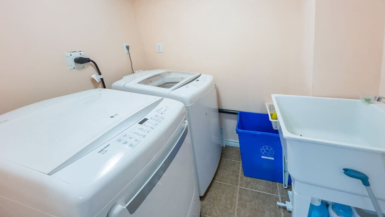 Photo of Bathroom in Churchill Meadows