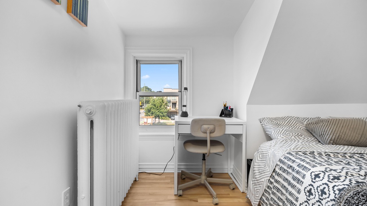 Photo of Bedroom in Old Ottawa East