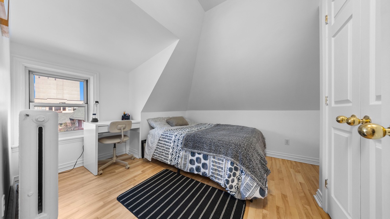 Photo of Bedroom in Old Ottawa East