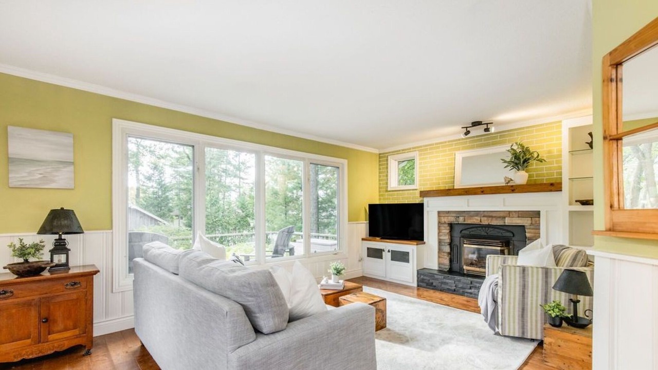 Photo of Livingroom in Tiny