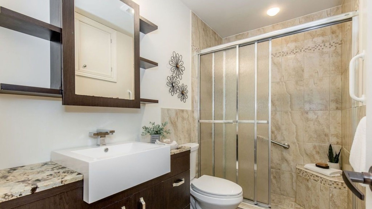 Photo of Bathroom in Tiny