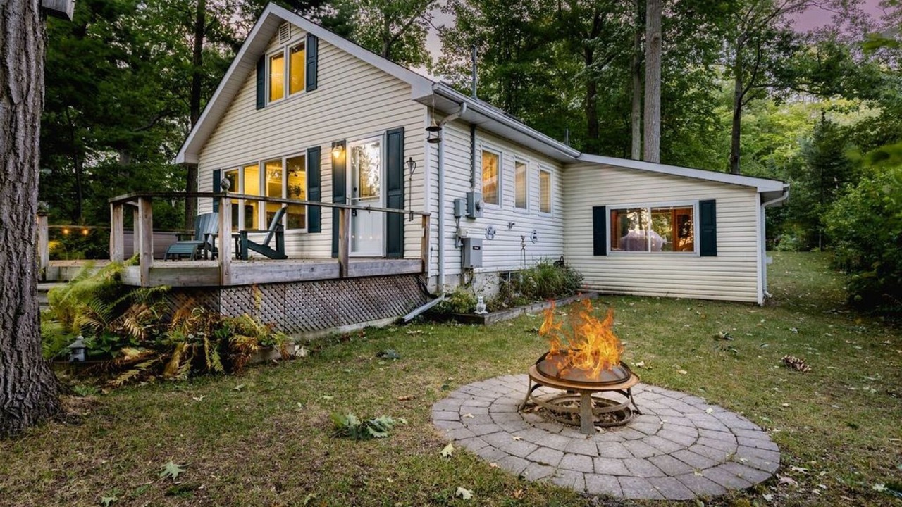 Photo of Outdoor in Tiny