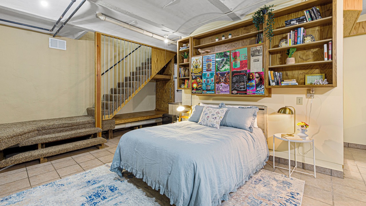 Photo of Bedroom in Montgomery