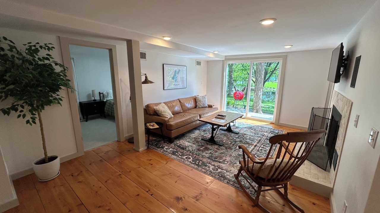 Photo of Livingroom in Clear Lake