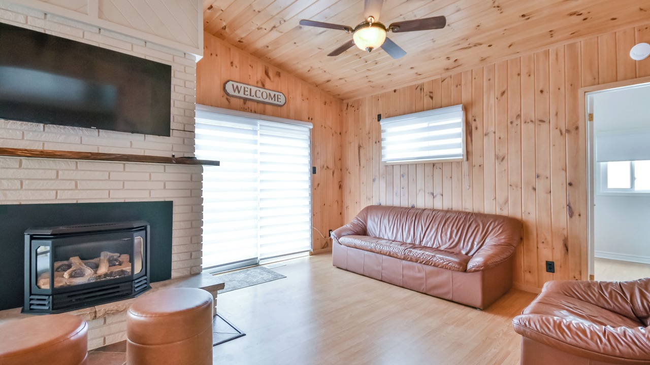 Photo of Livingroom in Tiny