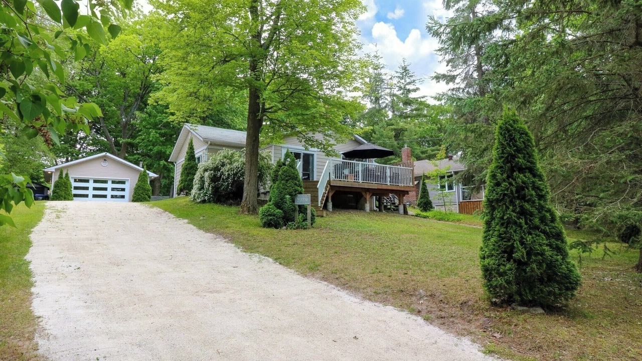 Photo of Outdoor in Tiny
