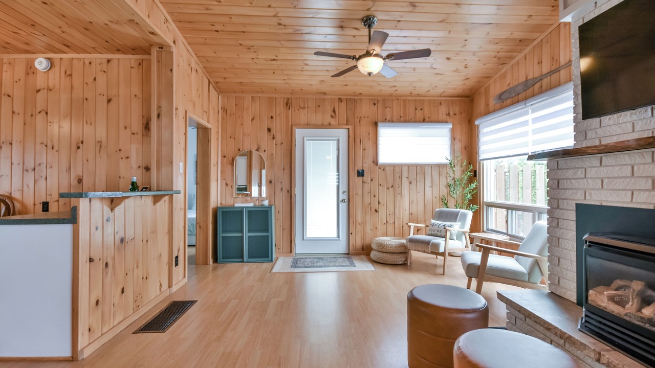 Photo of Livingroom in Tiny