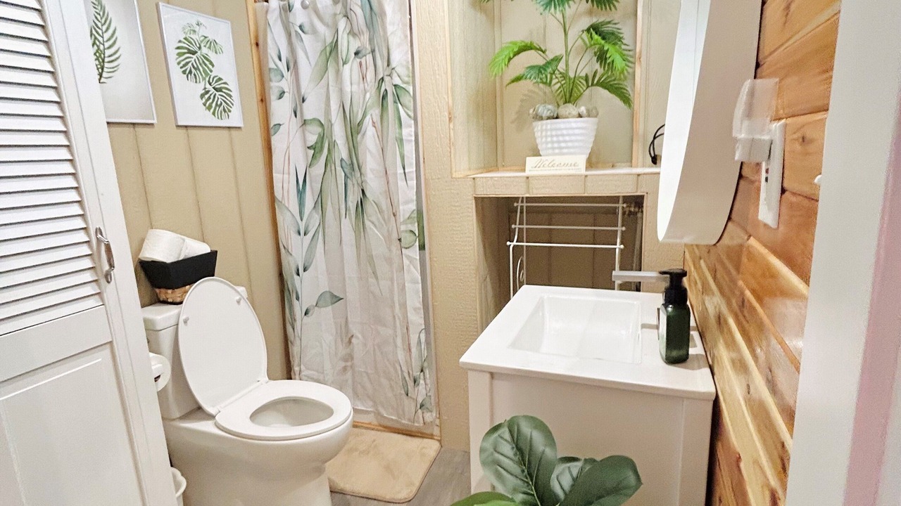 Photo of Bathroom in Plympton-Wyoming