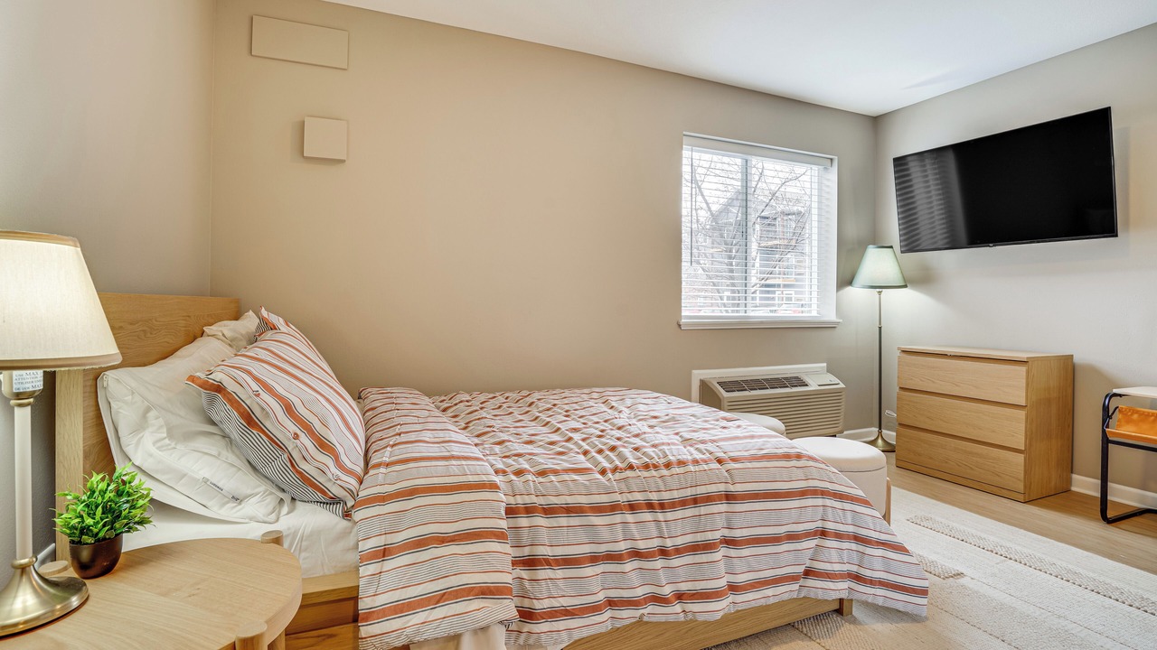 Photo of Bedroom in Blaine