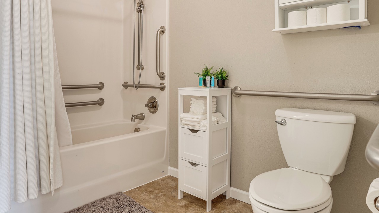 Photo of Bathroom in Blaine
