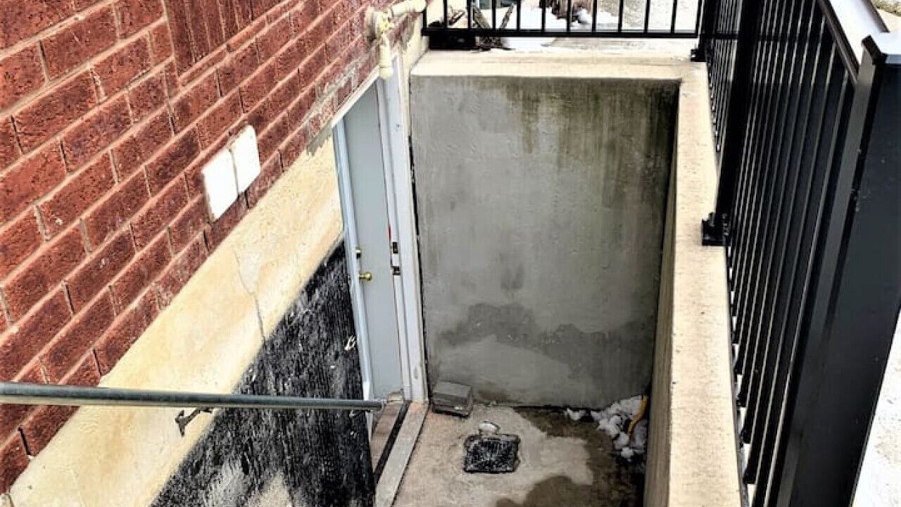 Photo of Outdoor in Hurontario