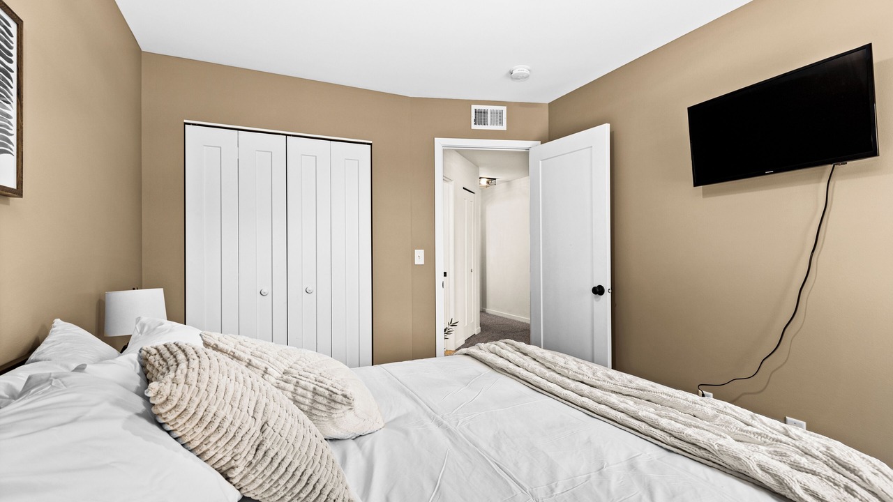 Photo of Bedroom in Hermantown