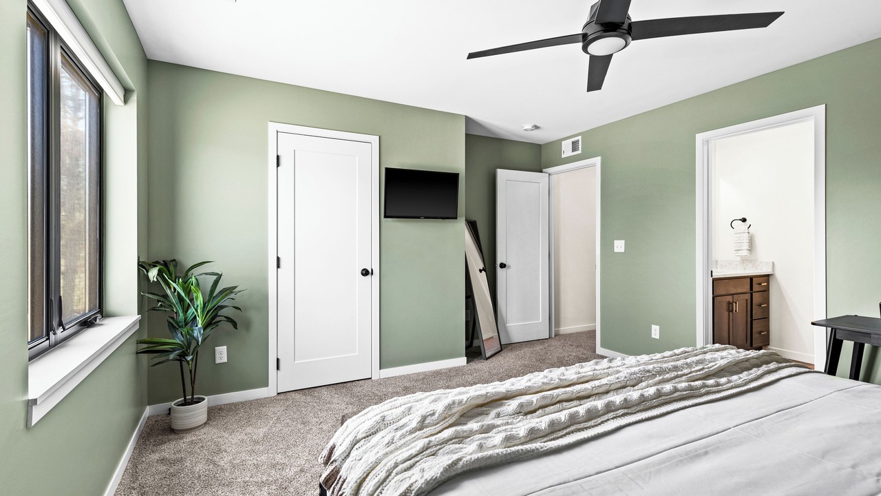 Photo of Bedroom in Hermantown