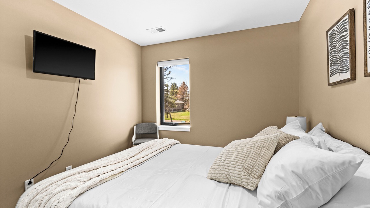 Photo of Bedroom in Hermantown