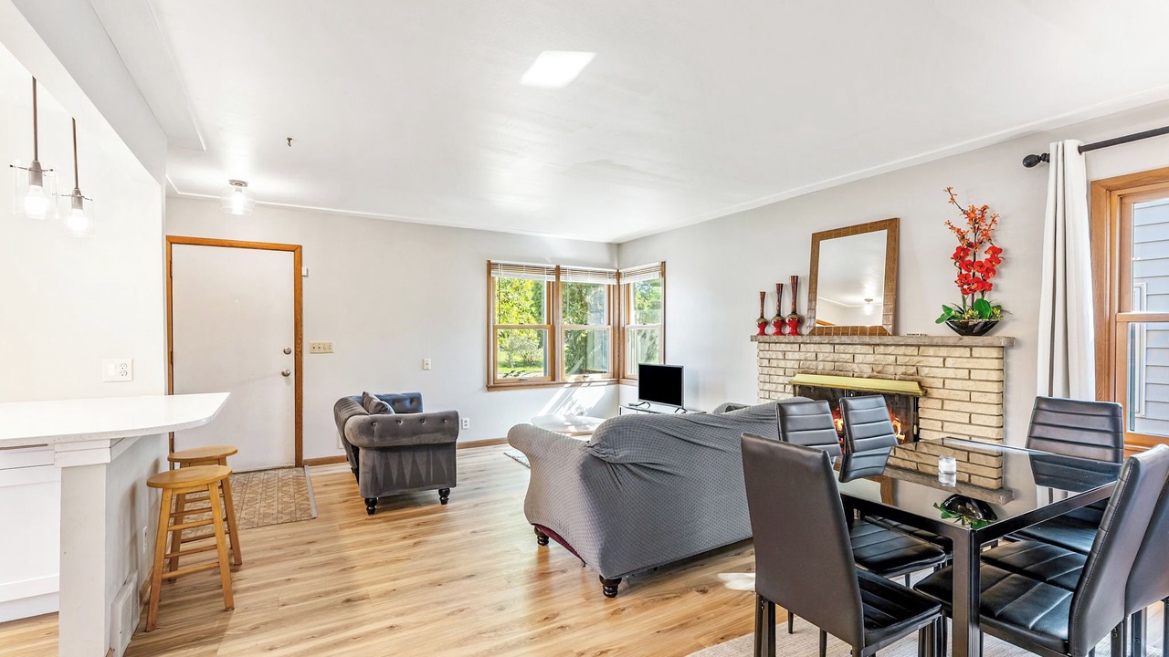 Photo of Livingroom in Richfield