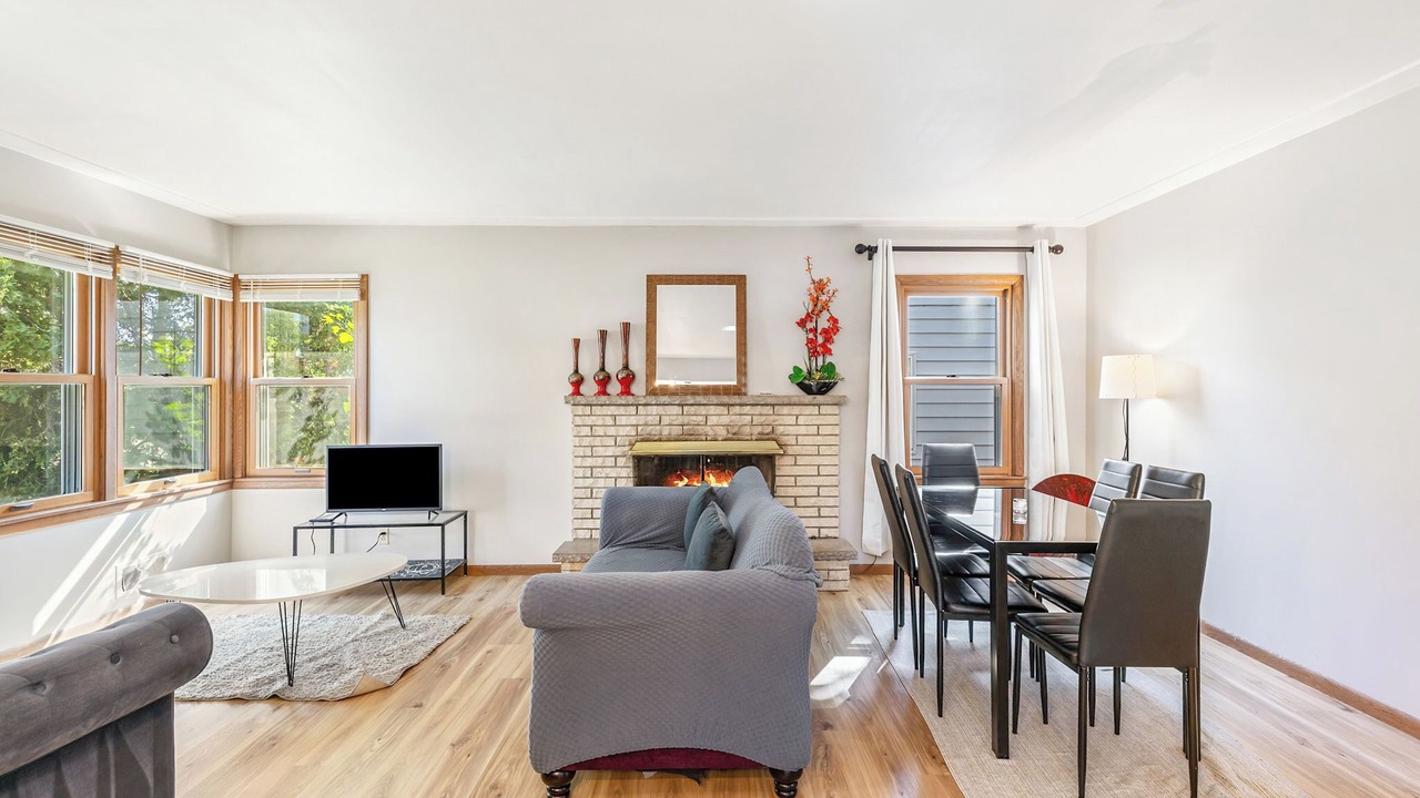 Photo of Livingroom in Richfield