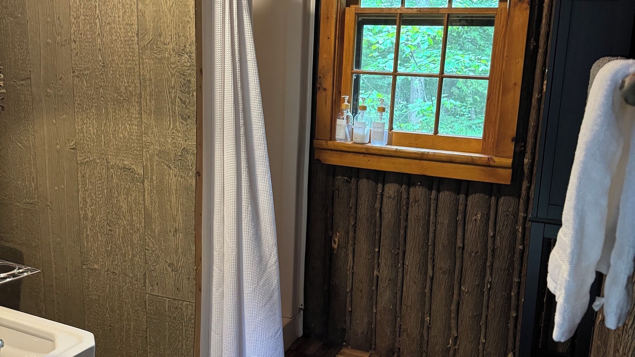 Photo of Bathroom in Manitoulin District