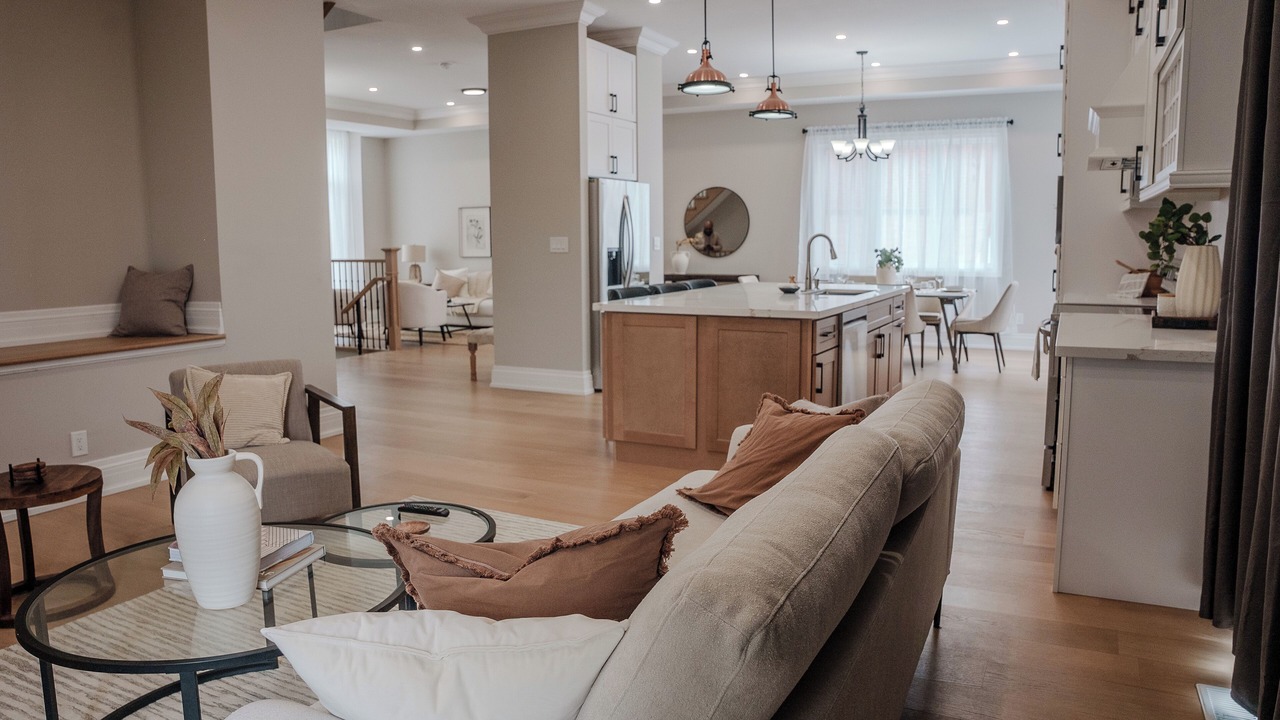 Photo of Livingroom in Pickering