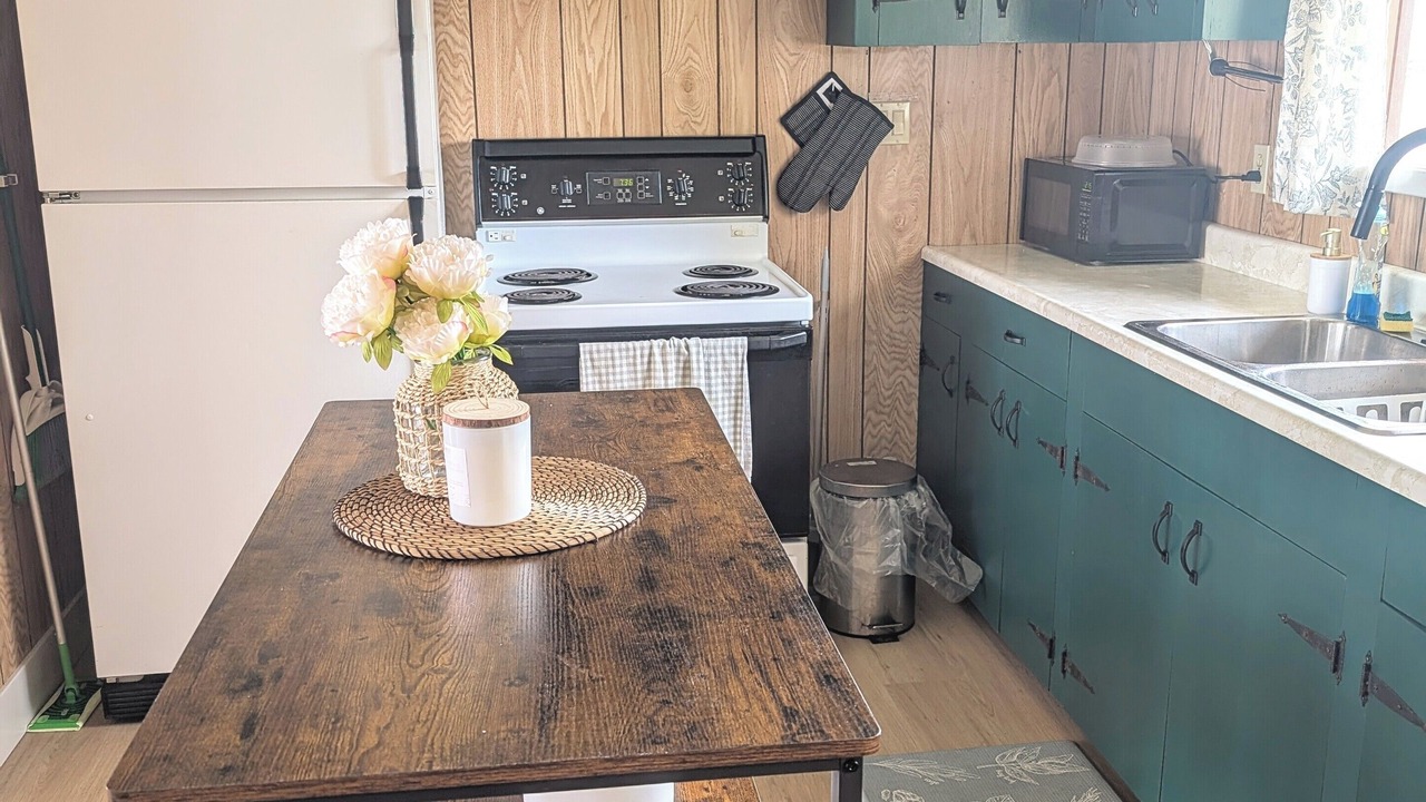 Photo of Kitchen in Douro-Dummer