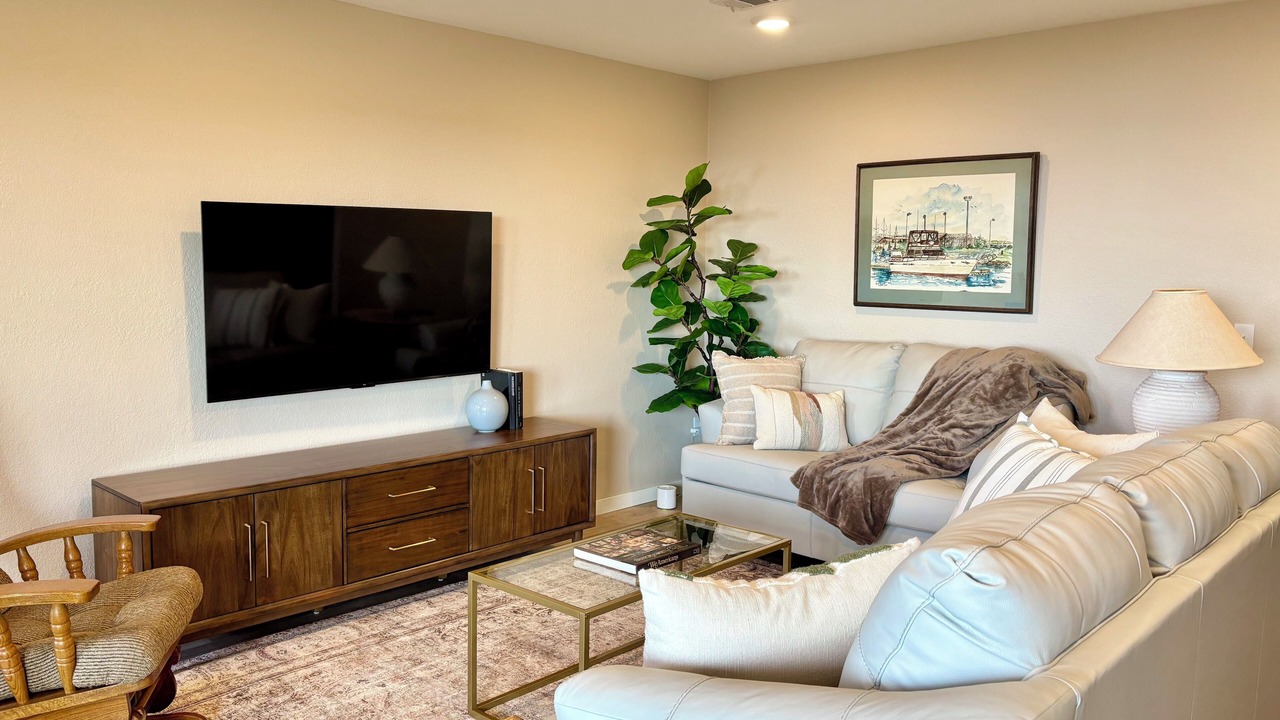 Photo of Livingroom in St. Louis County