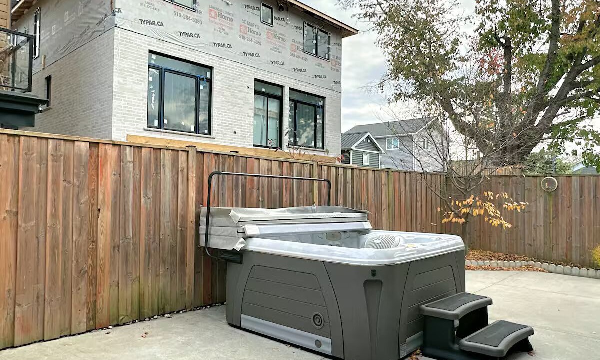 Photo of Patio Balcony in Grand Bend