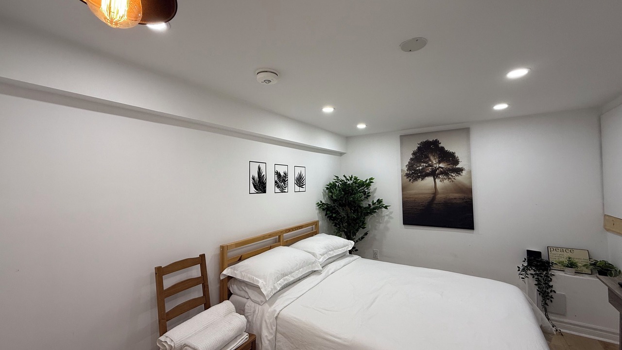 Photo of Bedroom in Alderwood