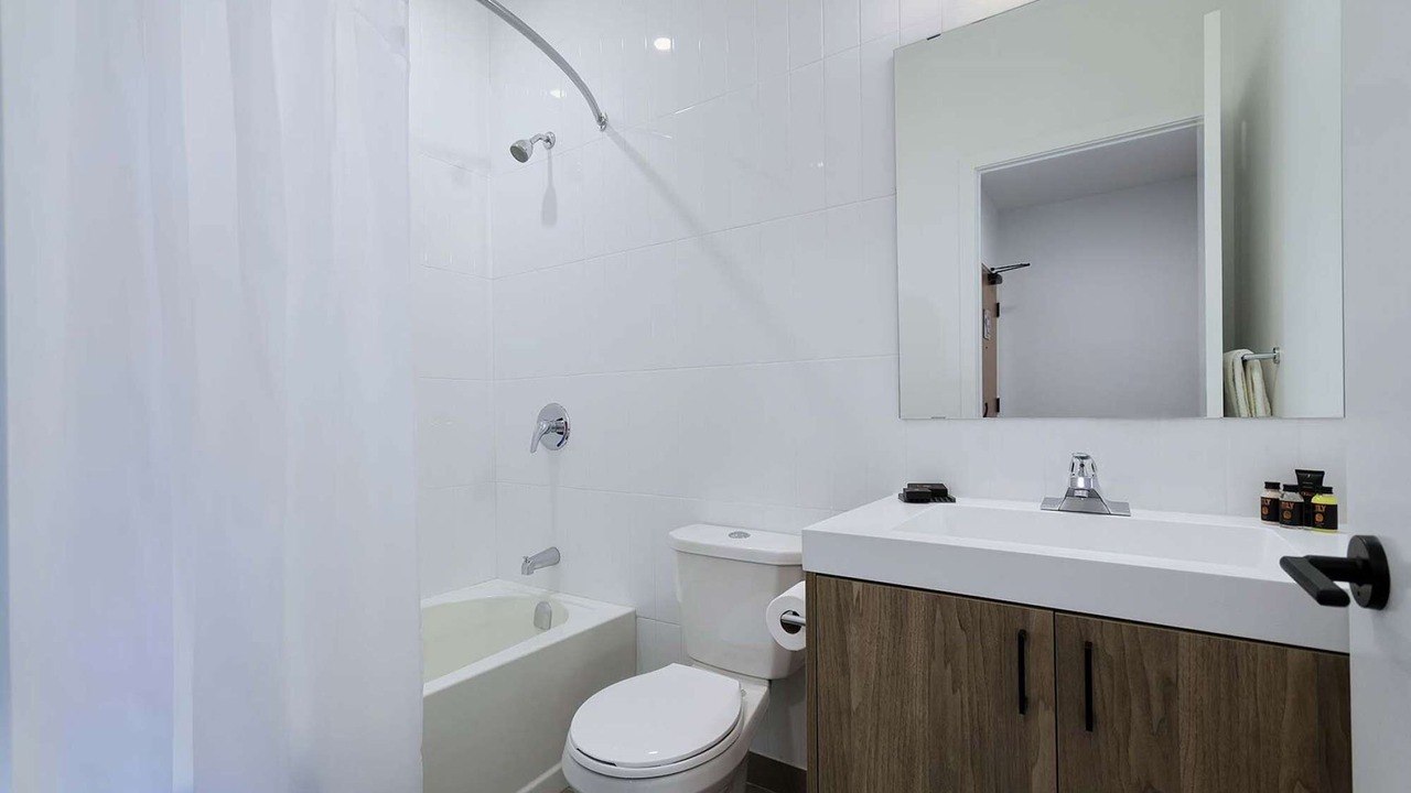 Photo of Bathroom in Downtown Mississauga