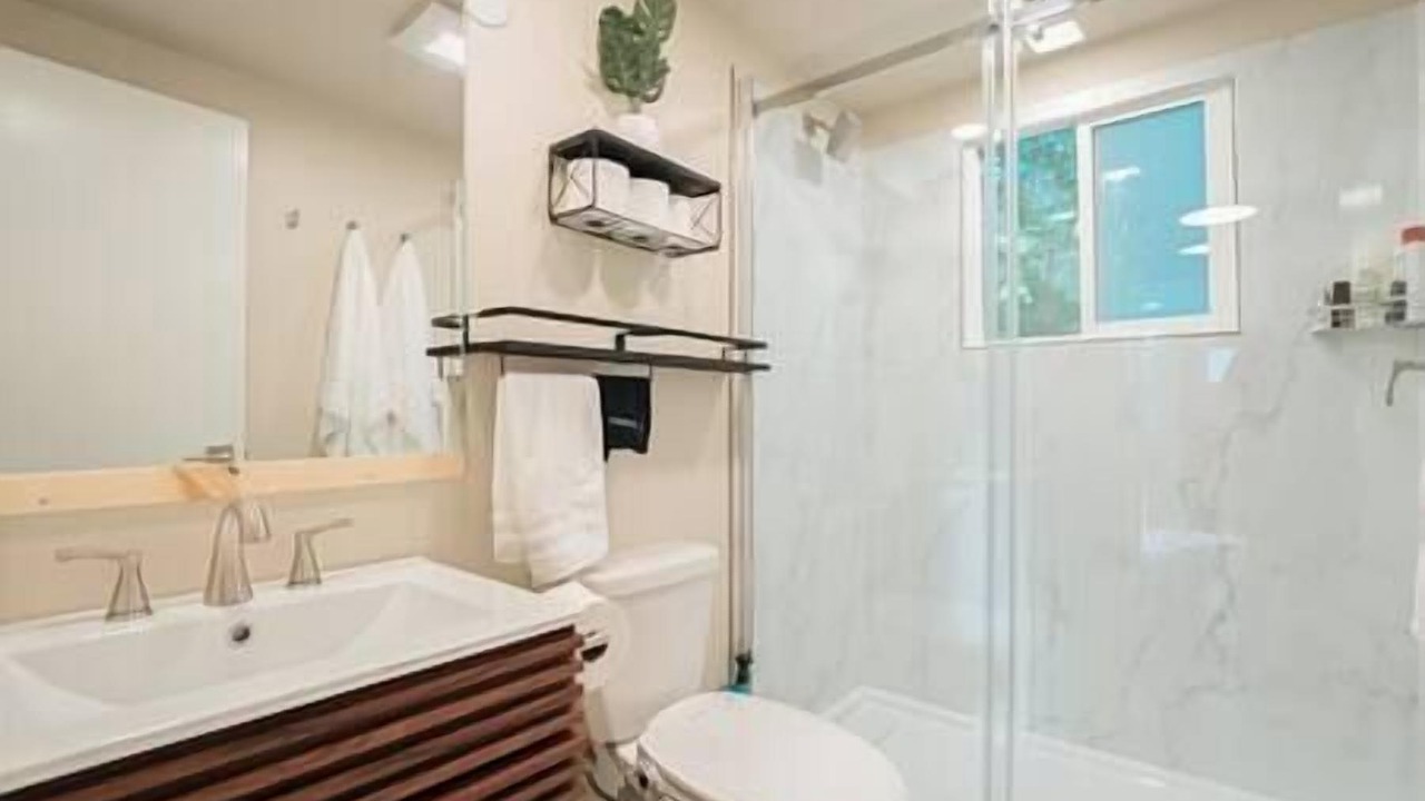 Photo of Bathroom in Faraday