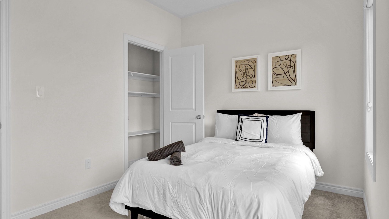 Photo of Bedroom in Pickering